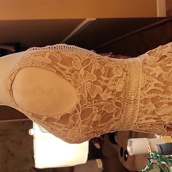 Formal dress beige and tan or off white - Picture 4 of 7